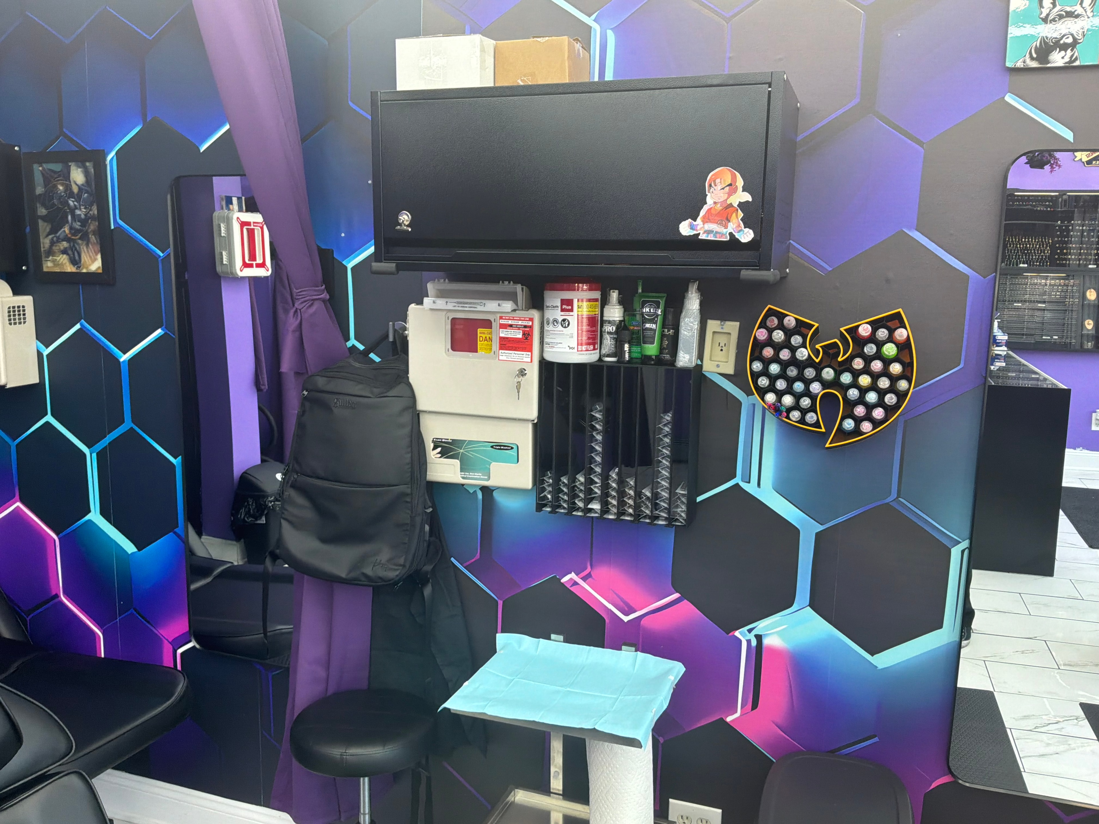 Neon Hex Station