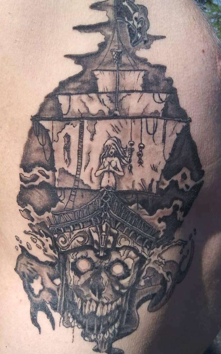 Skull & Ship